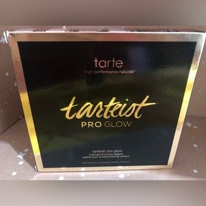 Tarte Tarteist Pro Glow Palette.